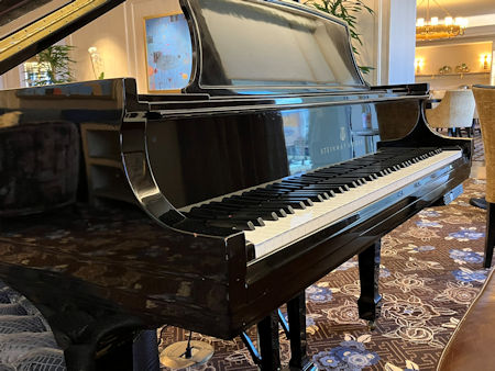 the Steinway Baby Grand Piano at the Pilazzo 23rd floor showing Kenny Chesney in town